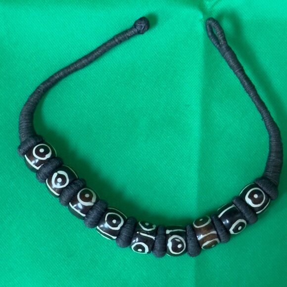 Vintage Handcrafted Tribal Brown White Beaded Necklace With Wrapped Cord Design - Picture 9 of 12